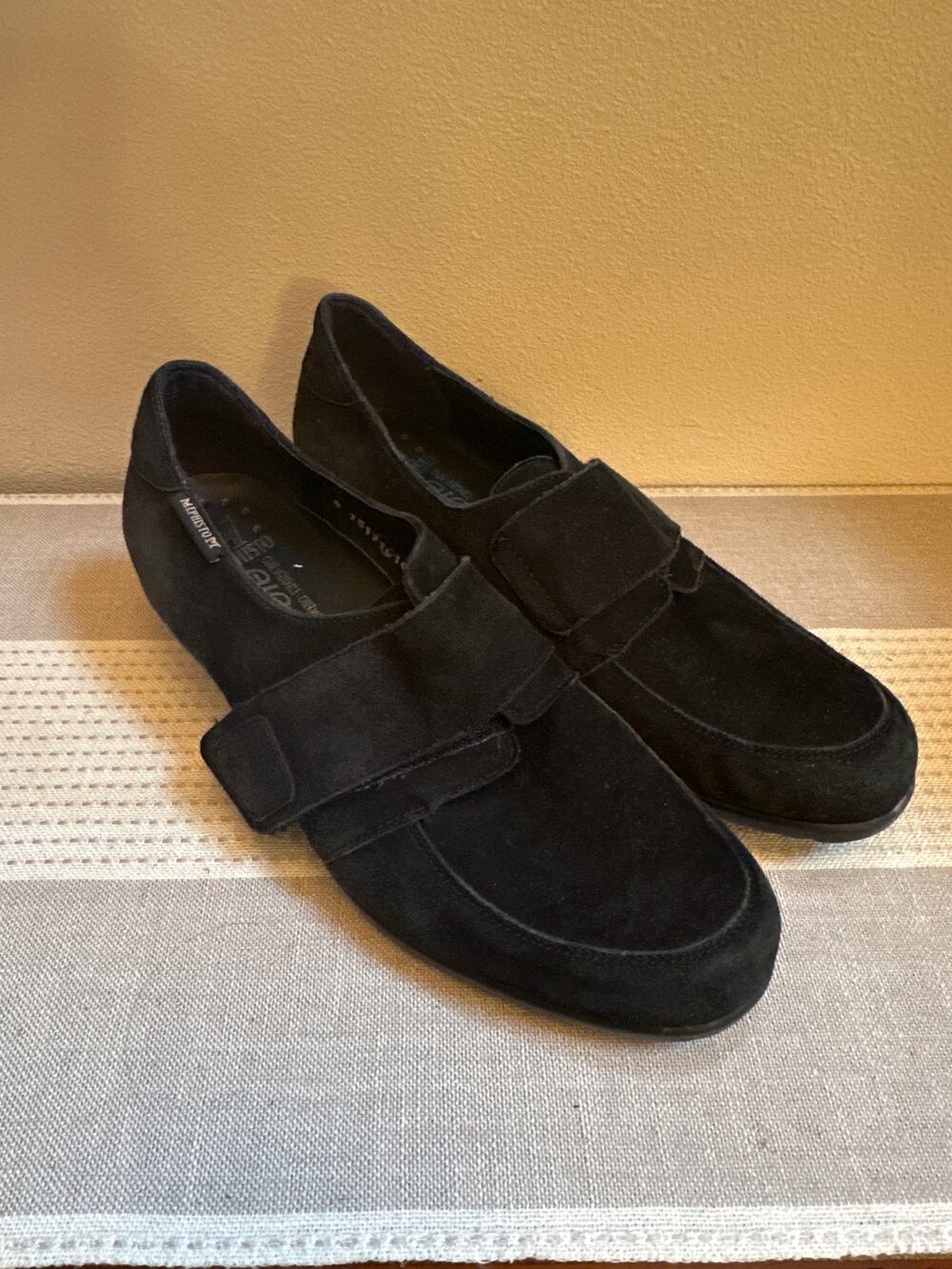 Mephisto Graziella Black Suede Wedge Size 8.5 Air-Jet Comfort